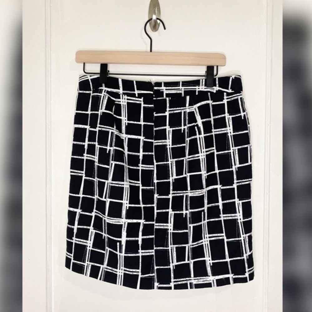 GAP Vintage Checkered Black & White Mini Skirt Retro Size 6 - Picture 2 of 4